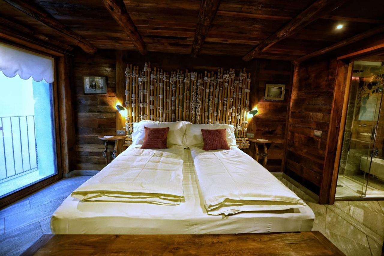 Cafe Quinson Relais De Charme Hotel Morgex Eksteriør billede