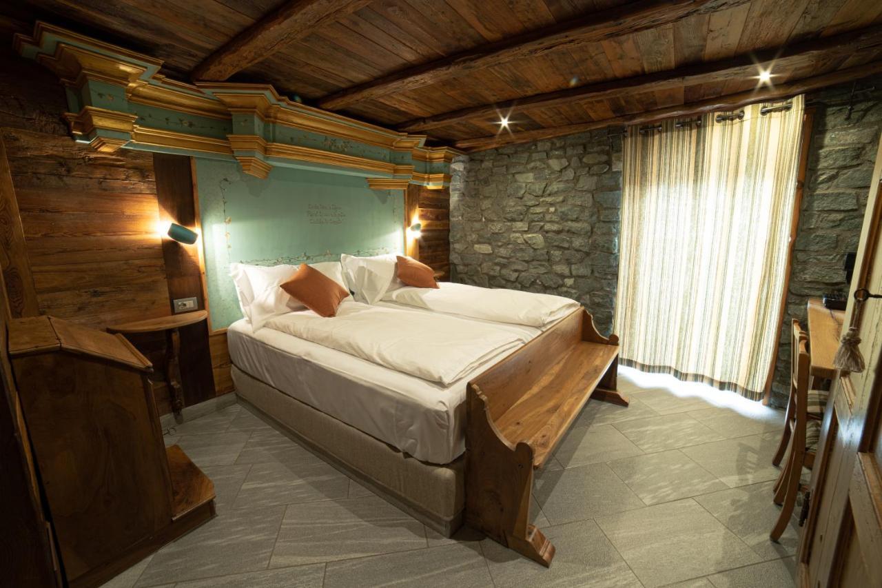 Cafe Quinson Relais De Charme Hotel Morgex Eksteriør billede
